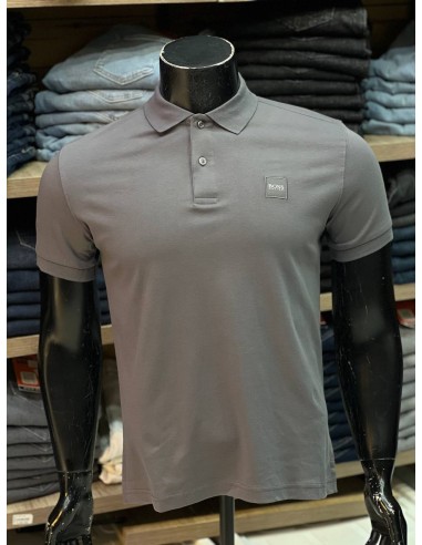 BOSS - Pull original en coton gris avec col polo demi-manches, un must-have !