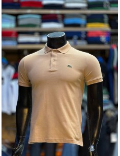 Pull Lacoste Beige  Col Polo Demi-manches : Élégance et Décontraction